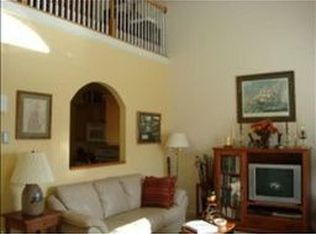 4 Carriage Rd, Litchfield, NH 03052