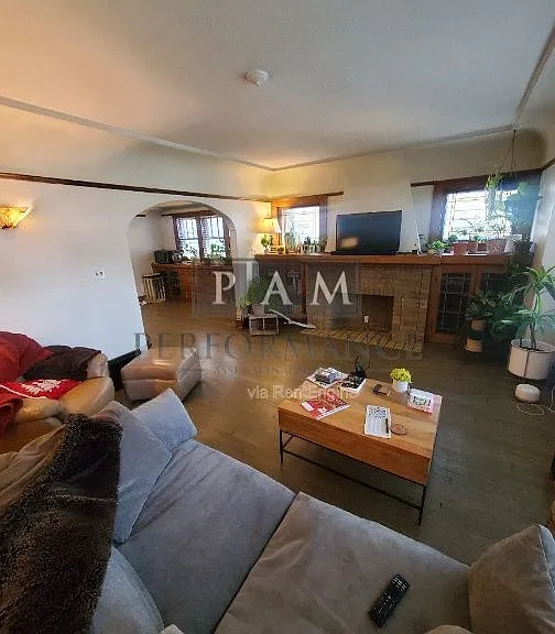 6628 W Lloyd St — Photo 3