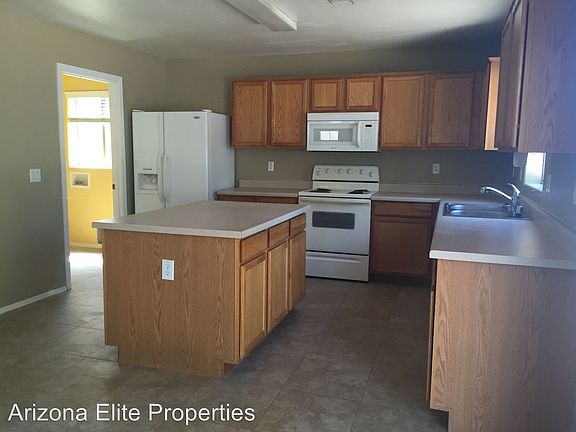 4th image of 474 E Anastasia St