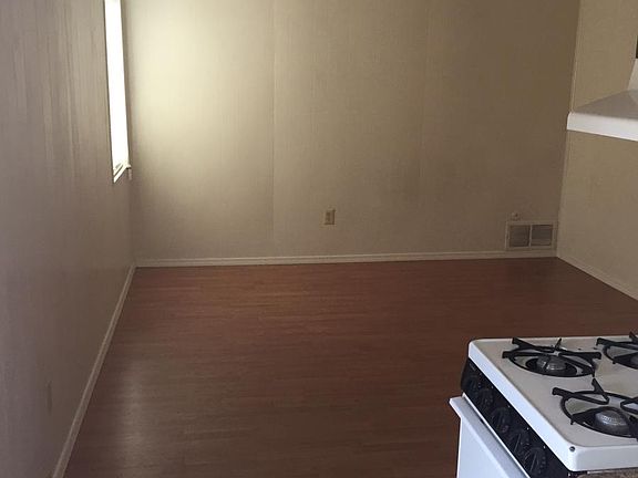5th image of 2103 Eton Ave SE APT A1