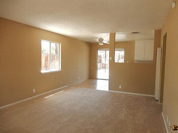 4th image of 308 Beverly Ave