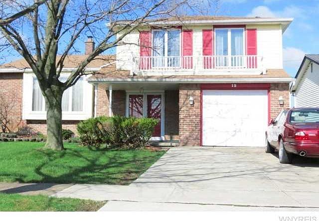 1st image of 12 Janine Ct