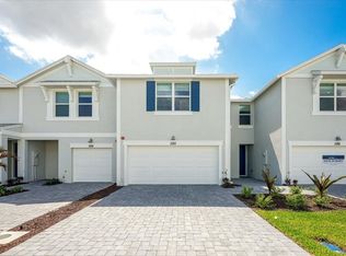 590 Salisbury Cir, Fort Pierce, FL 34982