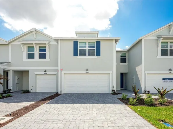 590 Salisbury Circle, Fort Pierce, FL 34982