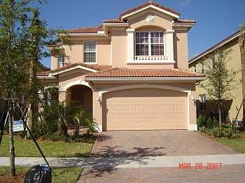 1st image of 961 NW Leonardo Cir
