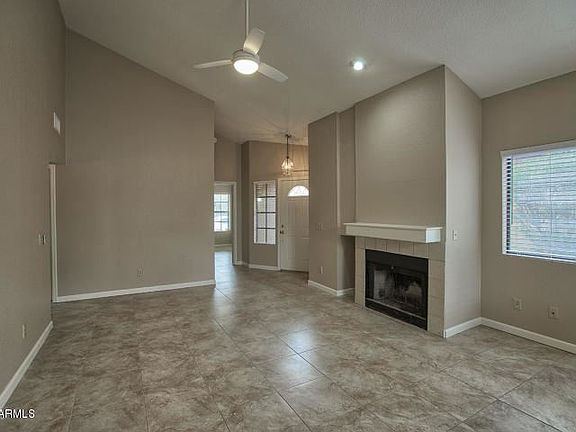 3rd image of 4654 W Ivanhoe St