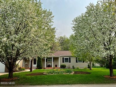 110 11th Ave NW, Watertown, SD, 57201