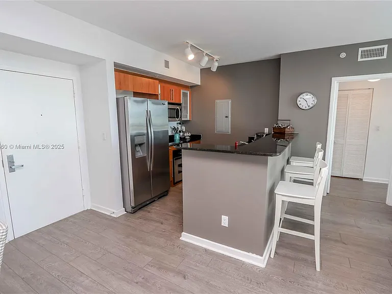 325 Biscayne Blvd #1422 — Photo 11