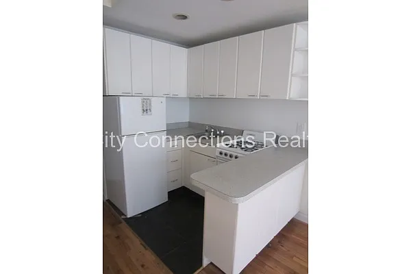 Rented by City Connections Realty | media 13