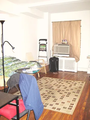 Rented by Segallis Real Estate | media 23