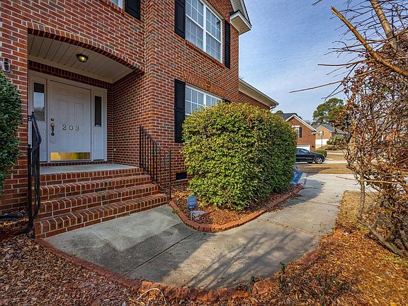 2nd image of 203 Ashley Place Rd