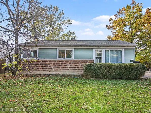 289 W Bennett St, Saline, MI 48176