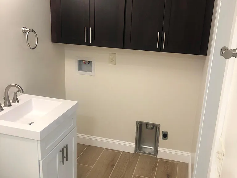 1439 Fernwood Glendale Rd #B — Photo 2