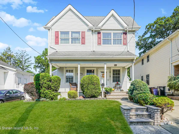 31 Hillcrest St, Staten Island, NY 10308