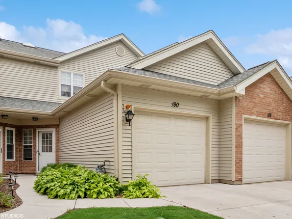 190 Golfview Dr, Glendale Heights, IL 60139