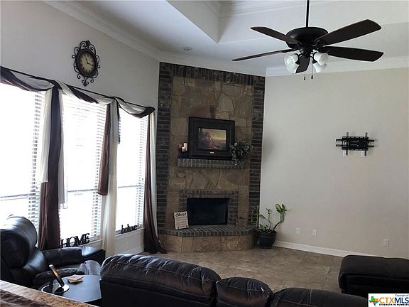 3rd image of 10411 Findley Dr