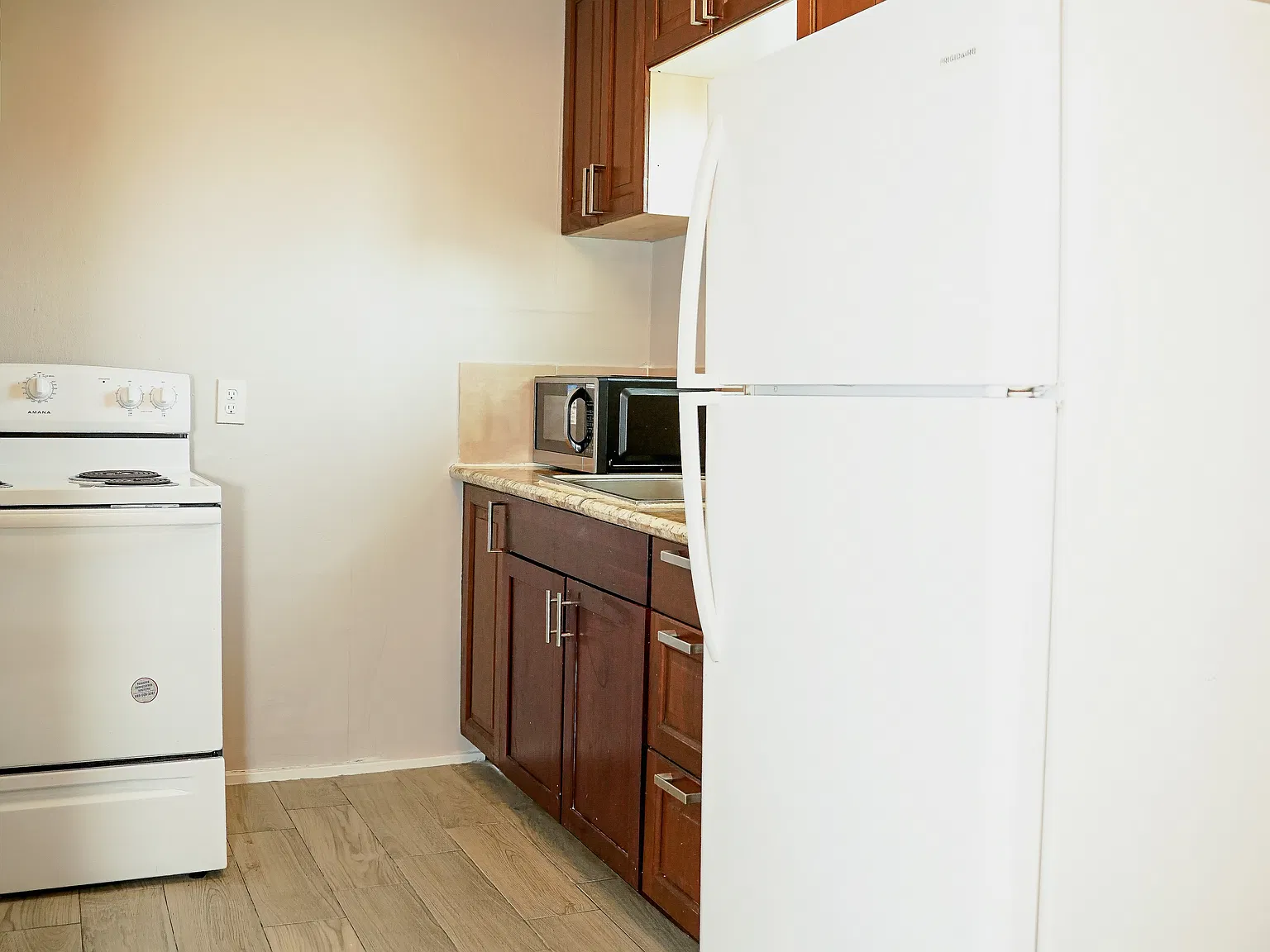 Carroll Oliver Apts — Photo 4