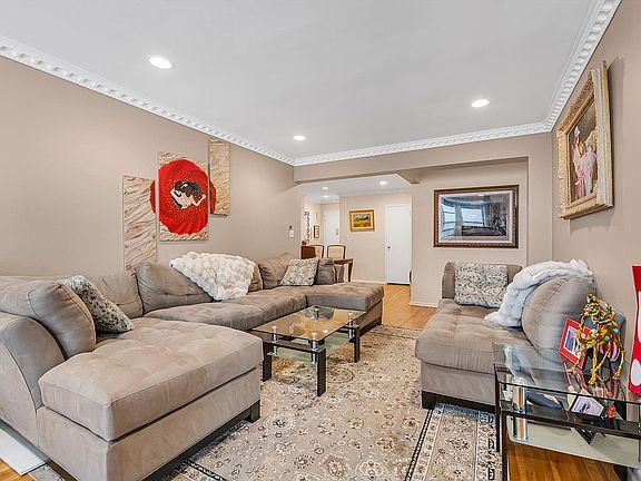 2nd image of 100-25 Queens Blvd #6E