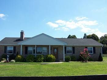 1st image of 617 Gifford Ln