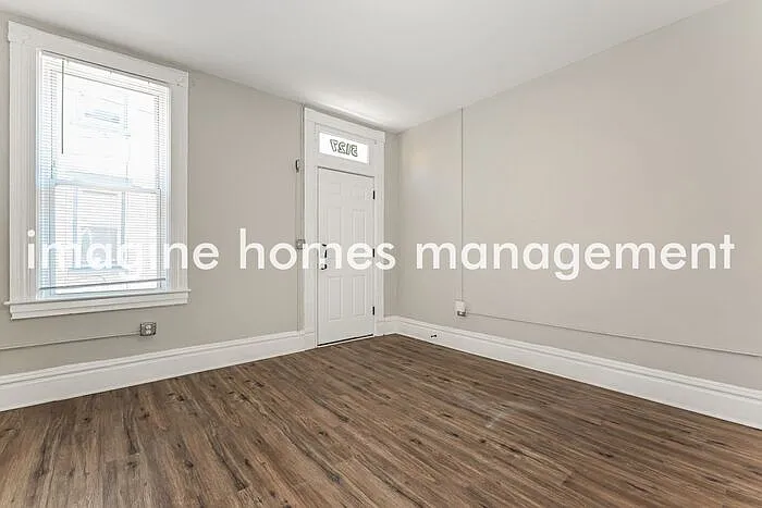 5127 Dresden Way — Photo 3