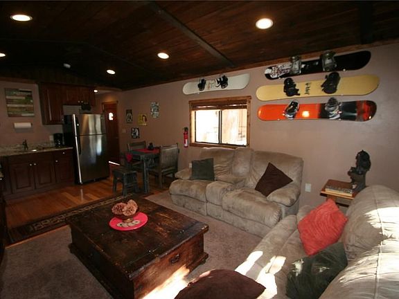 4th image of 257 Santa Barbara Ave
