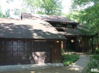 3 E Bay Ct, Carbondale, IL 62902