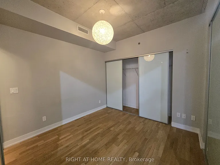 20 Gladstone Ave #617 — Photo 3