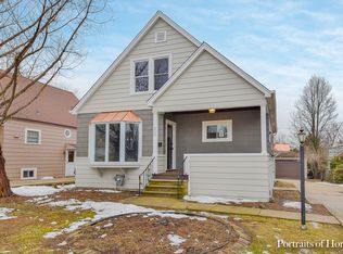 313 5th St, Downers Grove, IL 60515