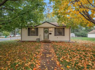 8201 Clinton Ave S, Bloomington, MN 55420