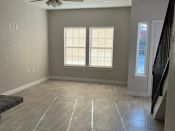 2nd image of 24133 Evergreen Dr