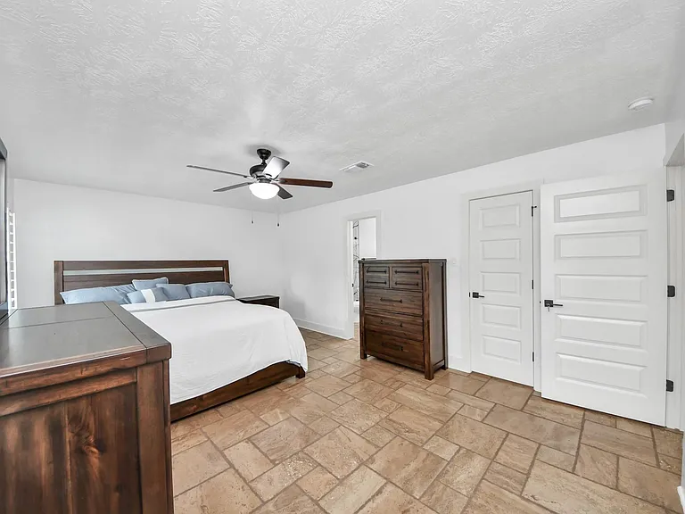 4631 Mi Castillo Ct — Photo 24