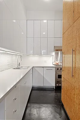 Rented by Corcoran | media 24