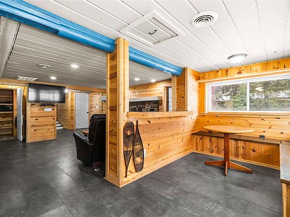 3rd image of 1020 Dam Rd