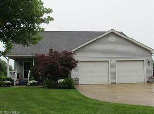 5902 Barnes Rd, Vermilion, OH 44089