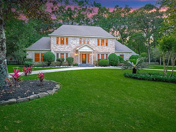 2nd image of 2419 Lake Village Dr