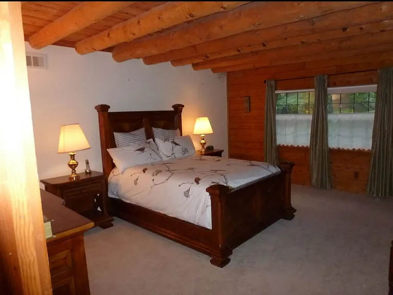 4274 N Lakeshore Dr — Photo 17