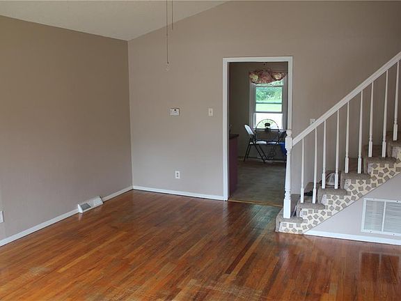 2nd image of 11314 Booth Ave