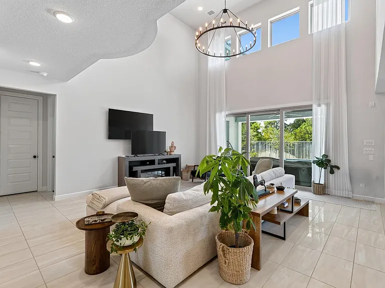 27 Floral Vista Dr — Photo 17