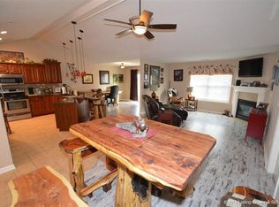 8406 Hunters Trce, Sellersburg, IN 47172