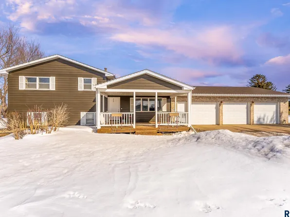 408 N Colton Rd, Hartford, SD 57033