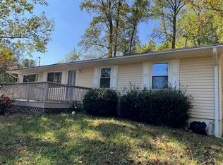 107 Robleigh Dr, Hendersonville, NC 28739