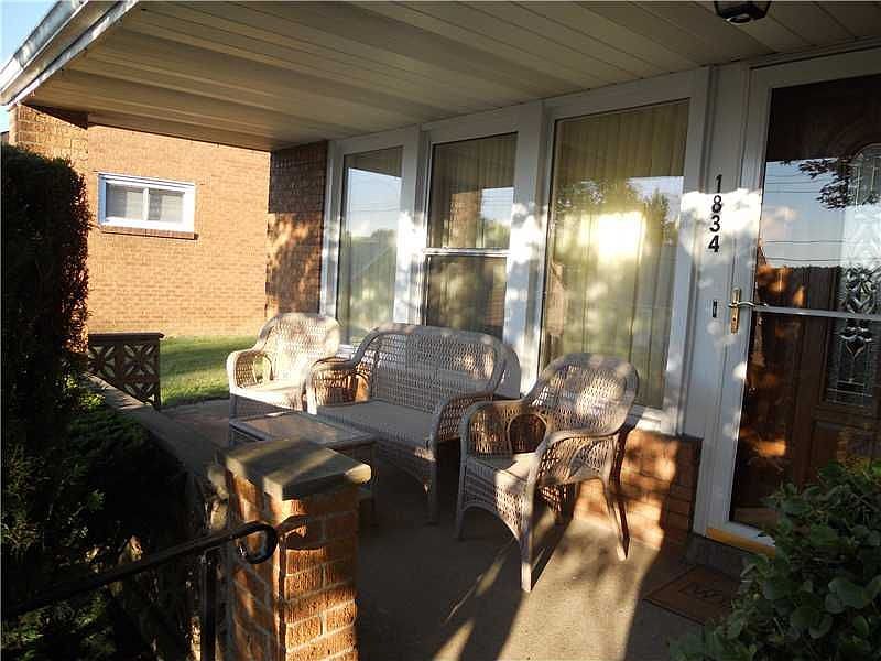 1834 Outlook Dr, Verona, PA 15147 Zillow