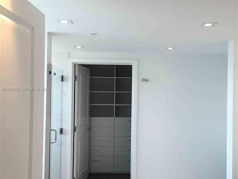 400 Sunny Isles Blvd #1701 — Photo 6
