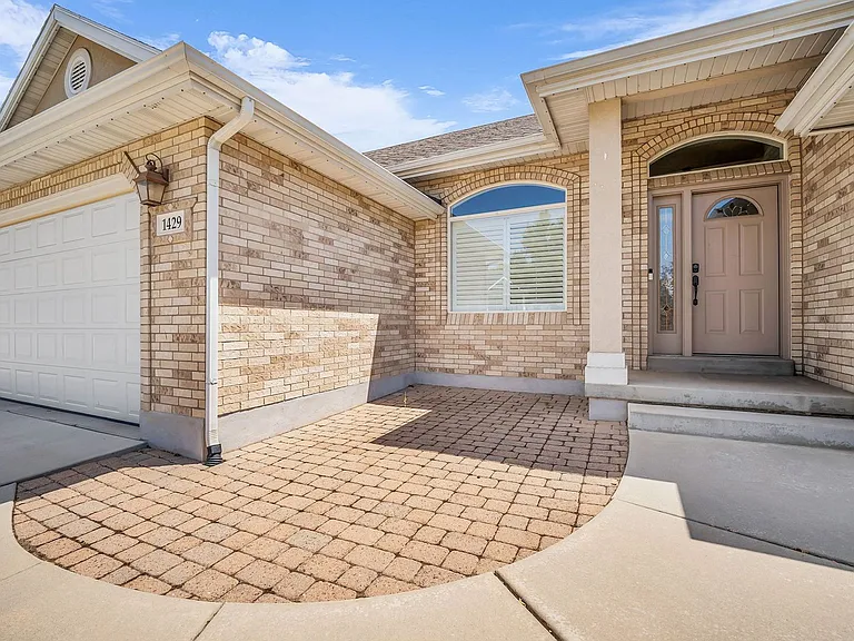 1429 W Flint Meadow Dr — Photo 53