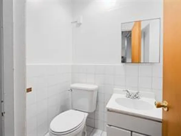 685 Rockaway Parkway image 6 of 17