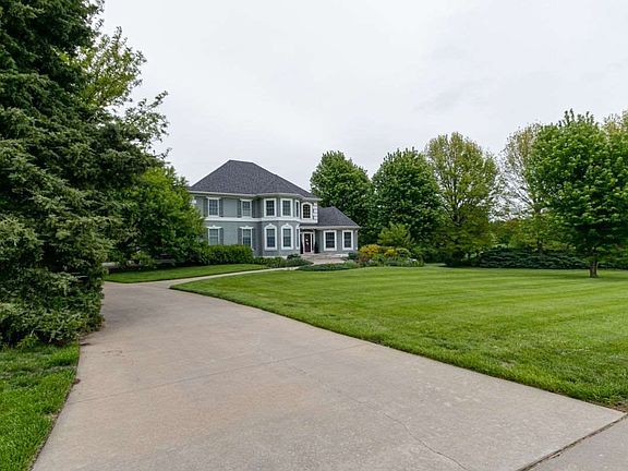 5th image of 1521 Sharingbrook Dr