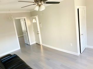 28-11 44th St #2B, Astoria, NY 11103