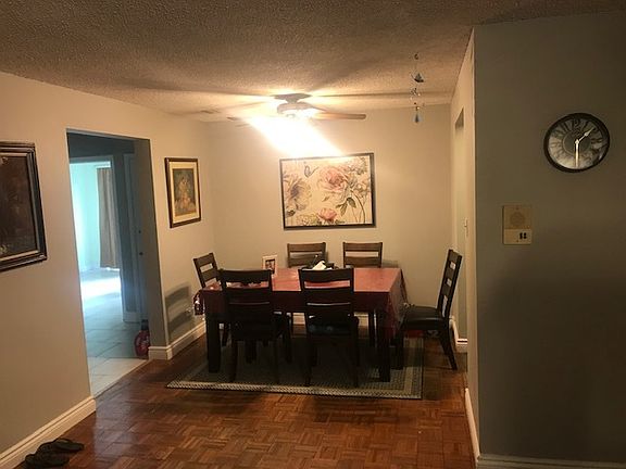 3rd image of 1432 Carol Ct APT 1B
