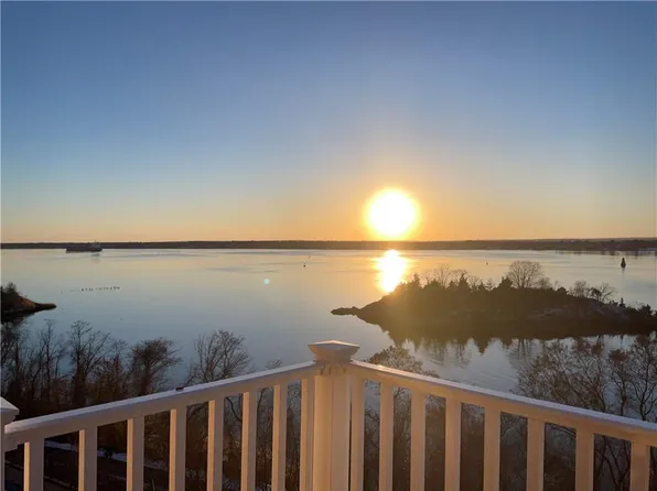 33 Bullocks Point Ave APT 5C, Riverside, RI 02915