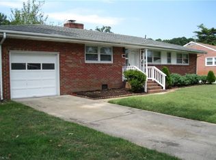15 Dimmock Ave, Newport News, VA 23601